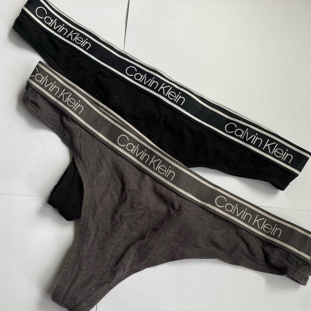 Calvin Klein Black and Gray Briefs with Elastic Waistband